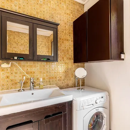 Guestready - Airy With Courtyard View Daire *