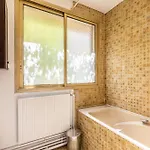 Guestready - Airy With Courtyard View דירה פריז