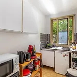 דירה Guestready - Airy With Courtyard View