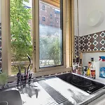 Guestready - Airy With Courtyard View דירה פריז