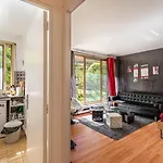 Guestready - Airy With Courtyard View