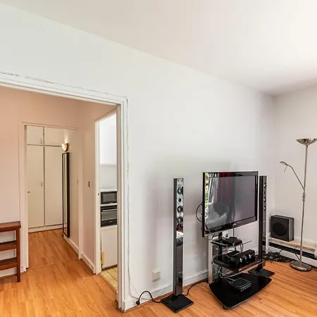 Guestready - Airy With Courtyard View פריז