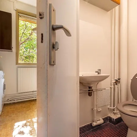 Guestready - Airy With Courtyard View Apartament Paryż