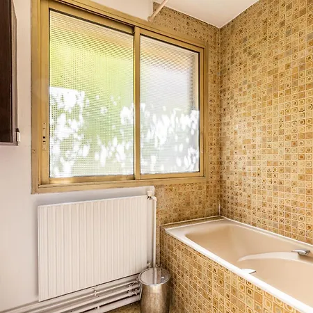 Guestready - Airy With Courtyard View Apartament Paryż